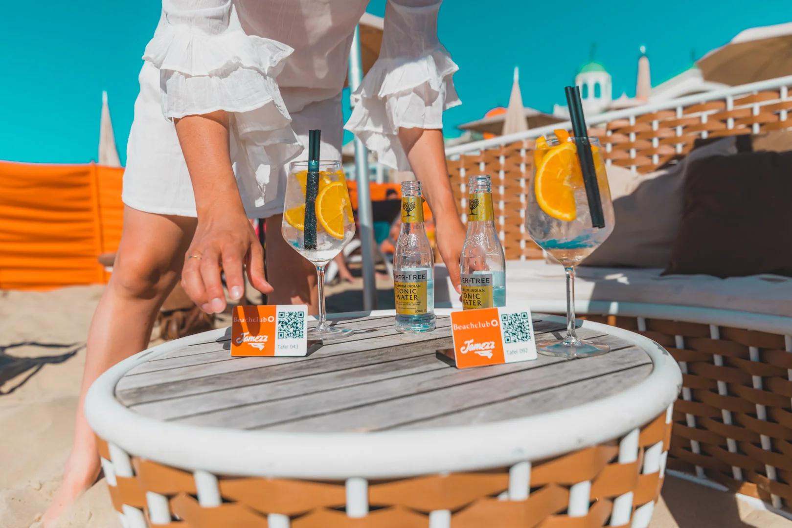 Jamezz QR ordering at beach club - Contactless ordering at the beach